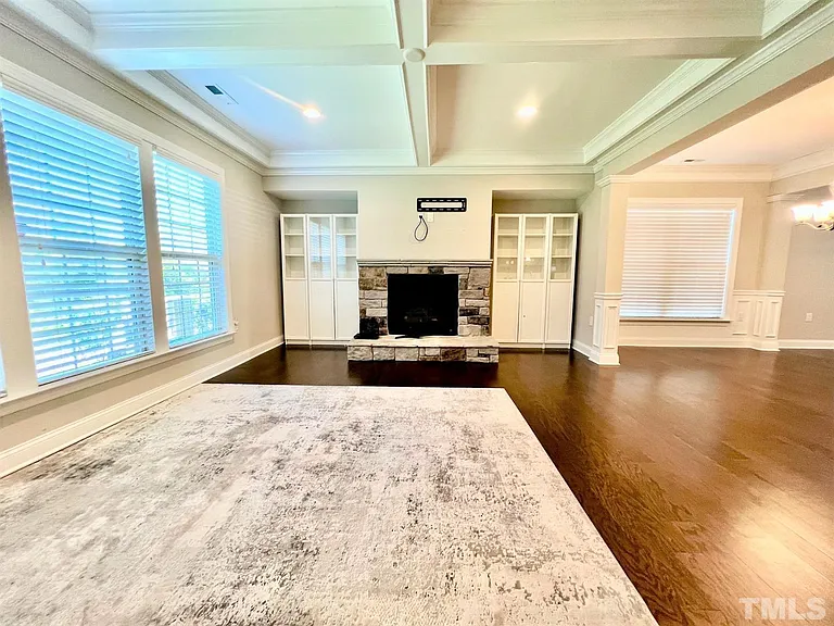 416 Daylin Dr — Photo 9