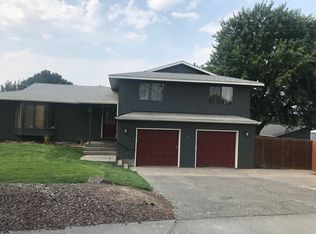370 SE 9th Dr, Hermiston, OR 97838