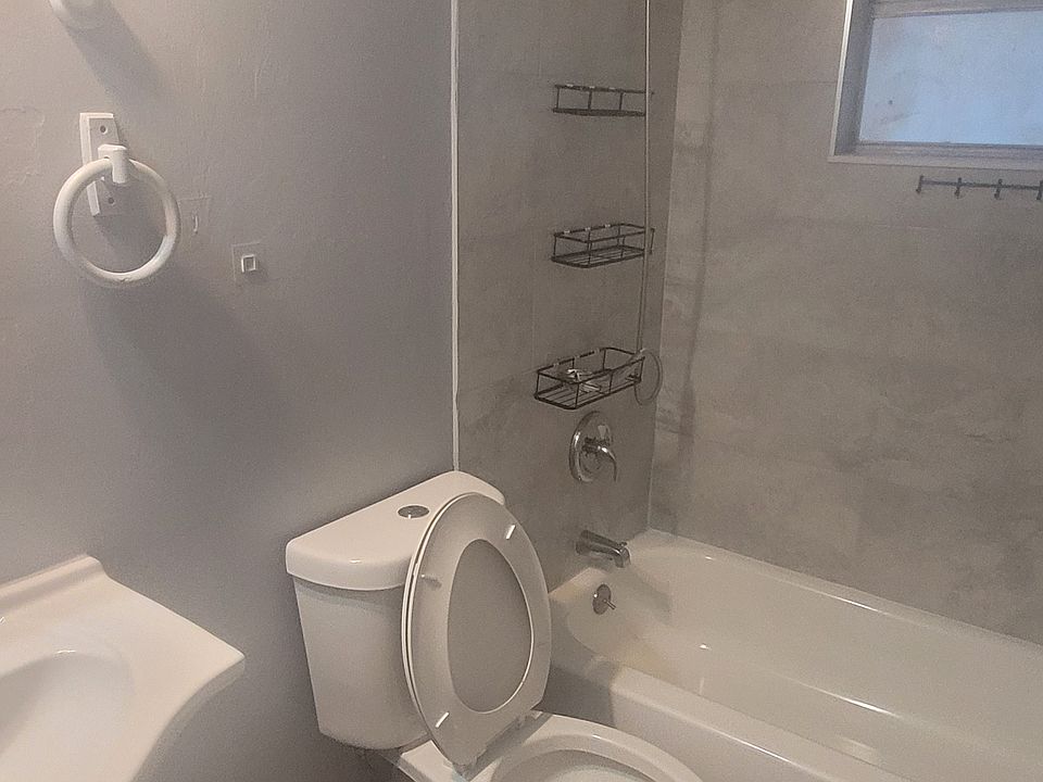 1st image of 276 Eugenia Ave #276