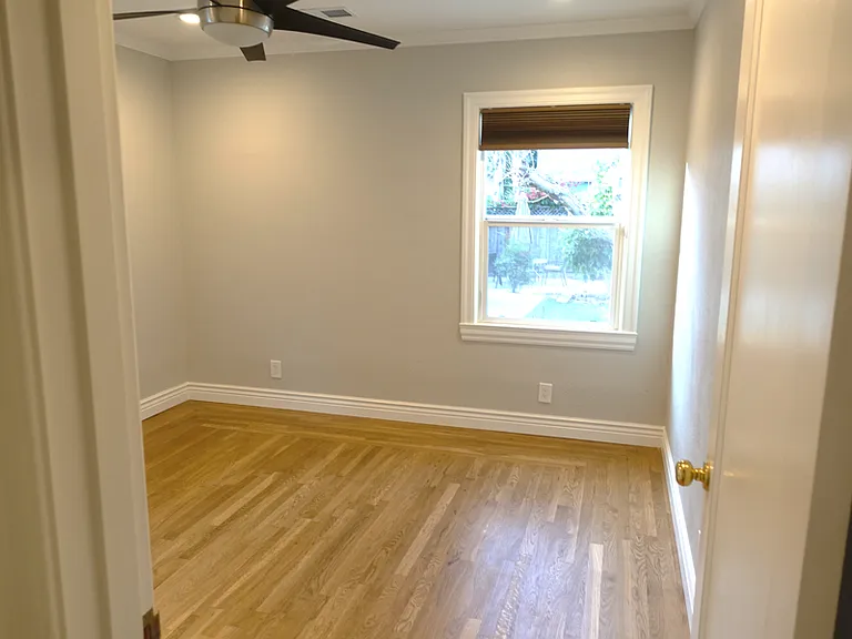 719 Willow Glen Way — Photo 11