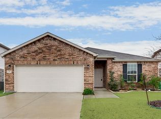 111 Waxberry Dr, Fate, TX 75189