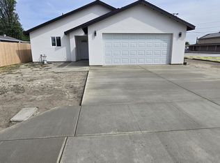 2104 Bell Avenue, Corcoran, CA 93212