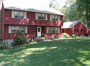 38 Knollwood Dr, Branford, CT 06405
