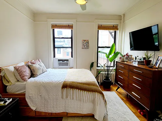 Rented by Ideal Properties Group | media 5