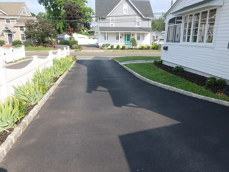 904 Arnold Ave — Photo 42