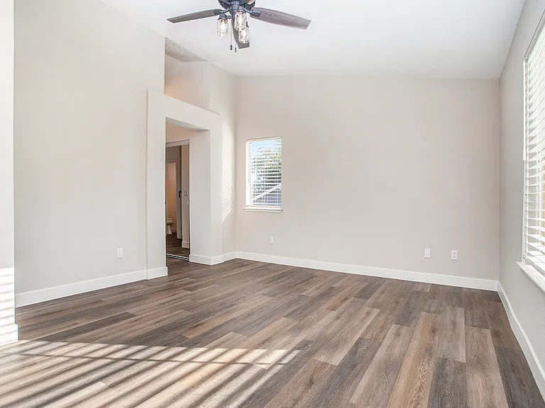 4686 Ford St — Photo 22