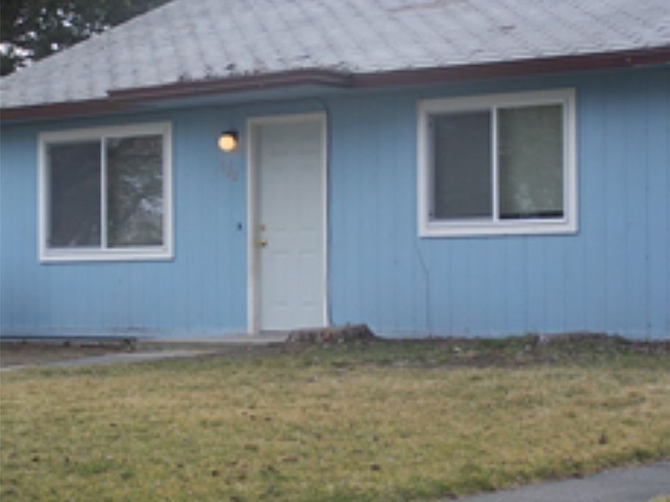 1st image of 920 922 Lowry Drive