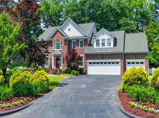 104 Hafton Ct, Cary, NC 27518