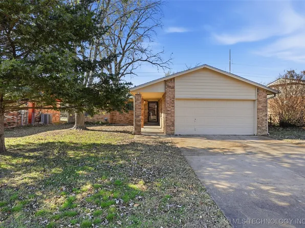 804 S Lions Ave, Broken Arrow, OK 74012