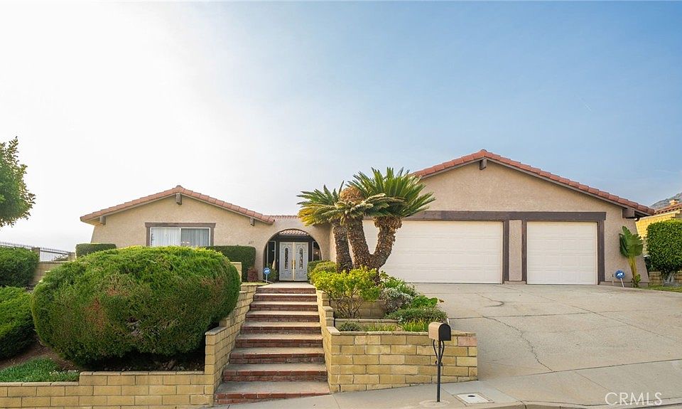 1st image of 607 N Vecino Ave