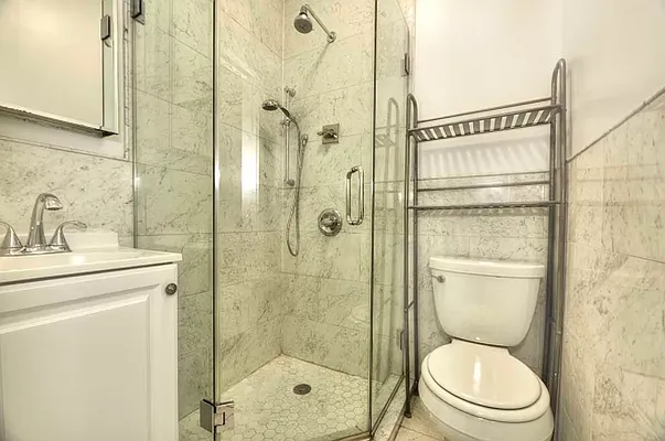 Rented by REAL New York | media 11