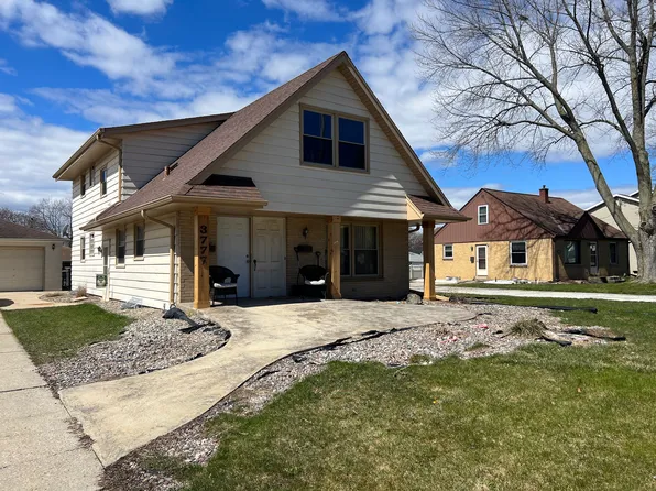 3777 S 92nd St, Milwaukee, WI 53228