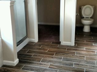 918 Sycamore Ridge Ln, Houston, TX 77073