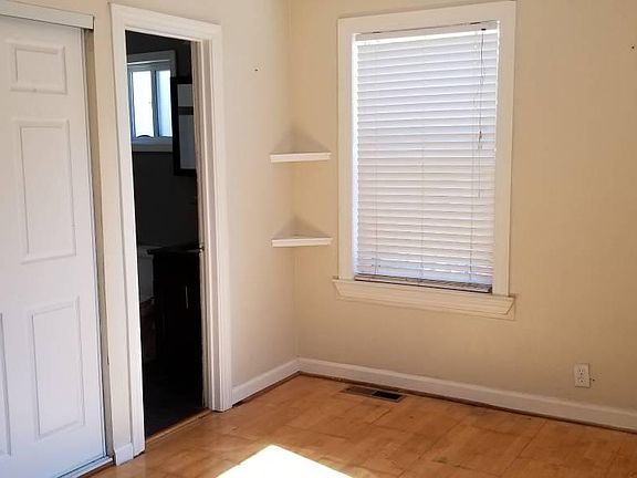 5th image of 1146 Lincoln St