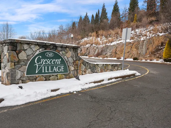 93 Kyles Way #93, Shelton, CT 06484