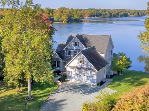5 Dover Ct, Palmyra, VA 22963