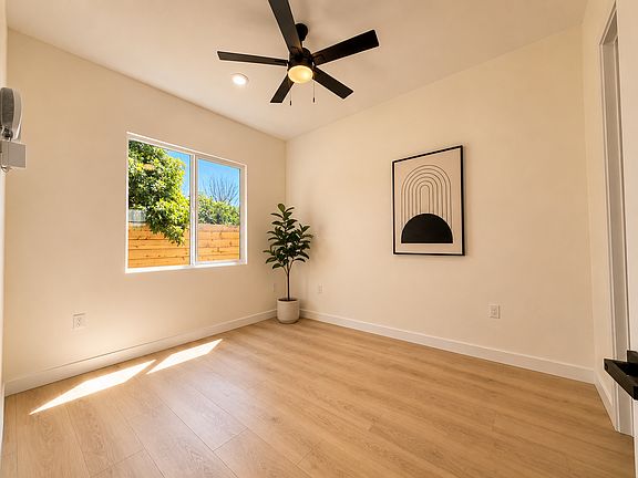5th image of 1819 Westinghouse St #3