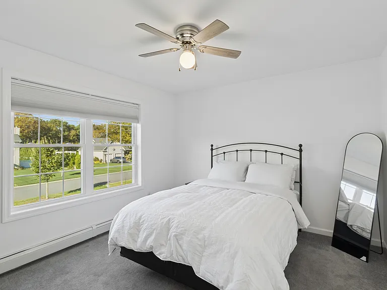 16 Mastro Ct — Photo 20
