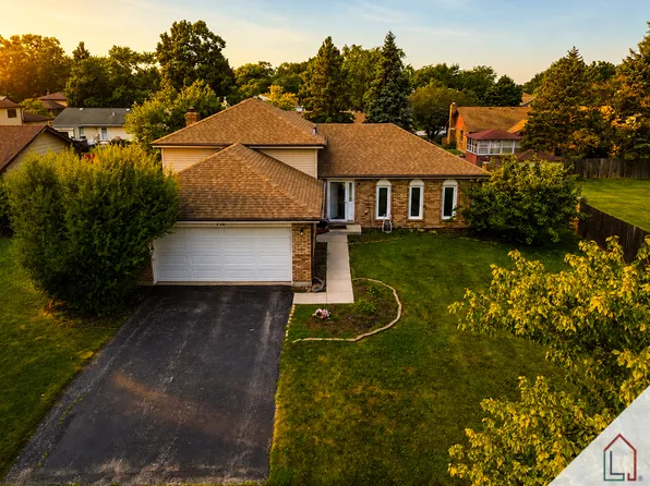 716 Oxford Ave, Matteson, IL 60443