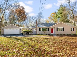 39 Ichabod Rd, Simsbury, CT 06070
