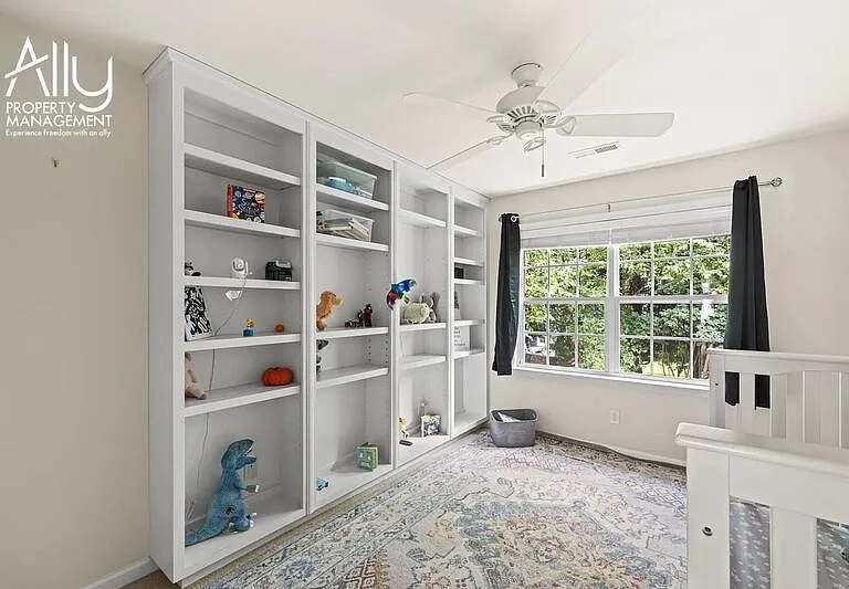 362 Grayrock Dr — Photo 17