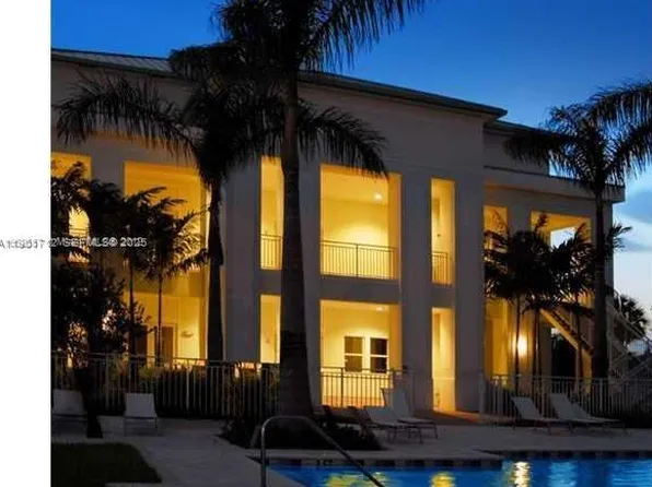 5300 NW 87th Ave #306, Miami, FL 33178