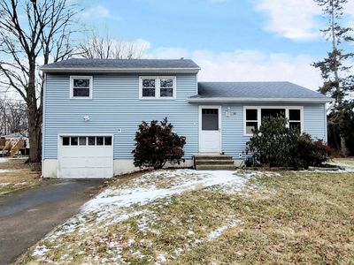 30 Lent Rd, Hamden, CT, 06517