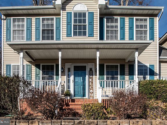 5th image of 24 Sharpsburg Ln