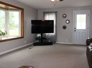 1362 S Loomis Rd, Mount Pleasant, MI 48858