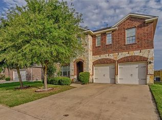 2792 Park Pl, Grand Prairie, TX 75052