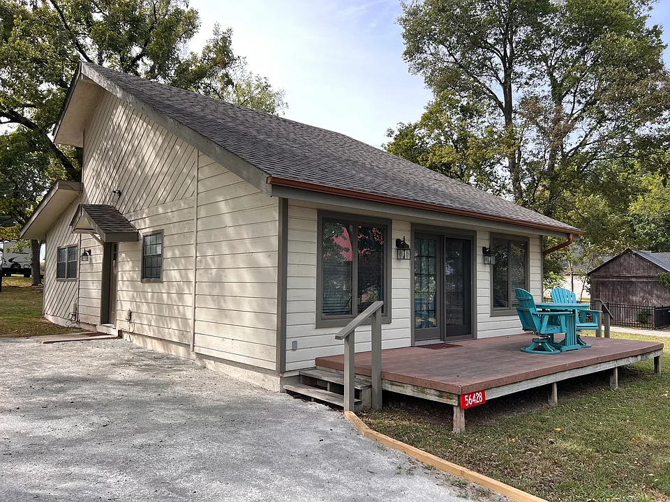 56428 E 279th Rd