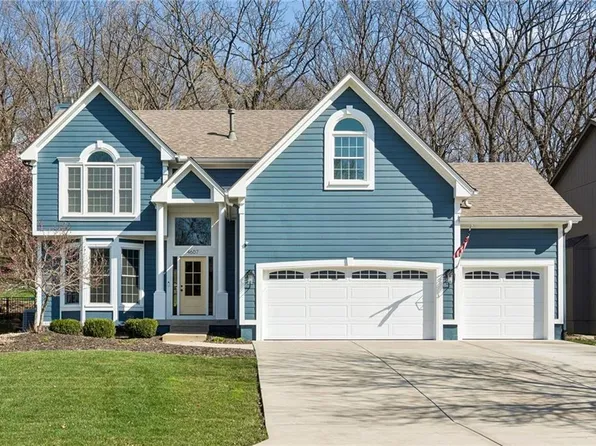 4607 Aminda St, Shawnee, KS 66226