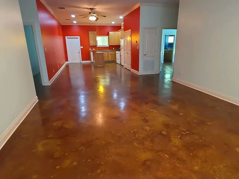 1107 Glenwood Dr — Photo 1