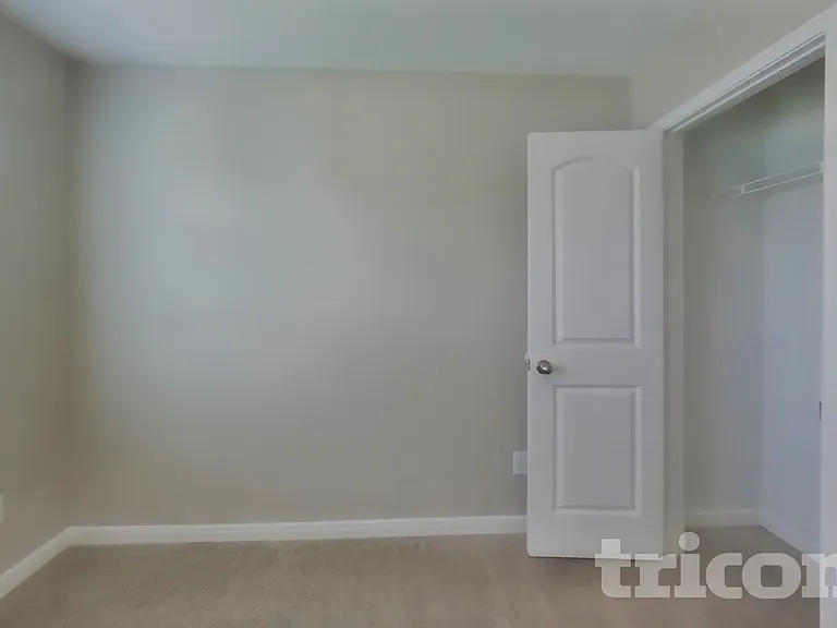 7715 Vacek Meadows Loop — Photo 12