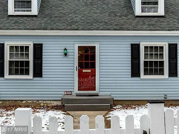 2nd image of 3101 Ferndale St