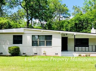 1251 Depaul Dr, Jacksonville, FL 32218