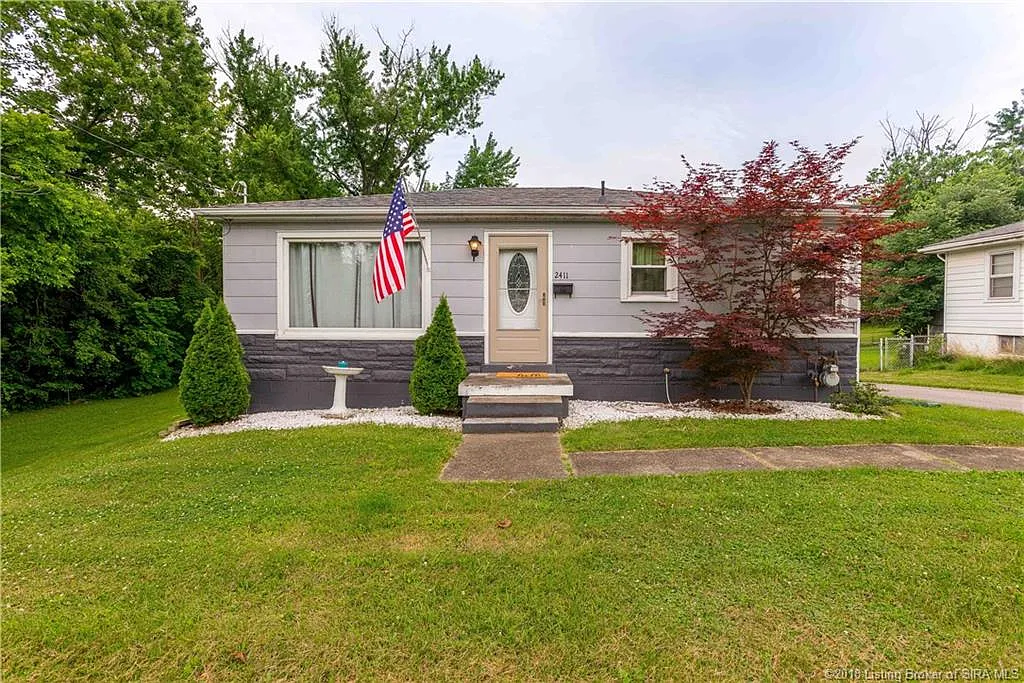 2411 Jollissaint Ave photo 1