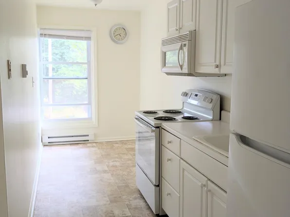 502B Garfield Ave, Belford, NJ 07718