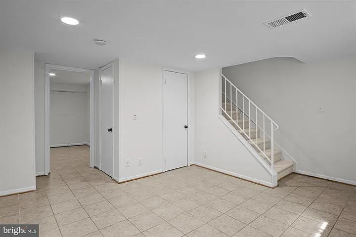 3305 S Wakefield St #A — Photo 18