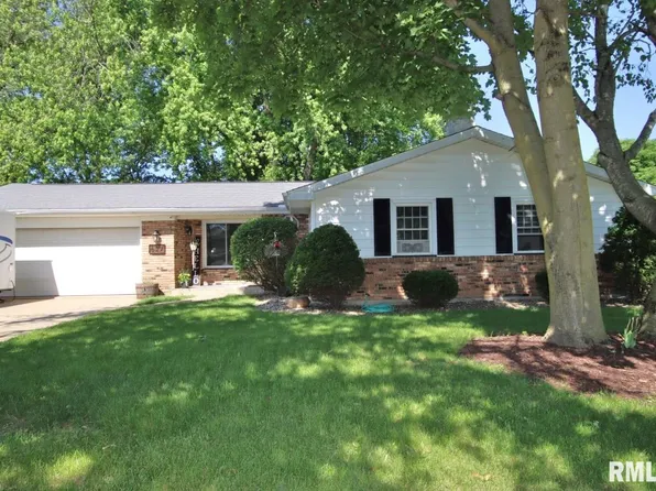 627 Princeville Ave, Princeville, IL 61559