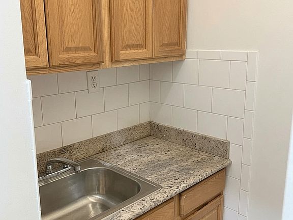 3rd image of 520 E 84th St APT 1A
