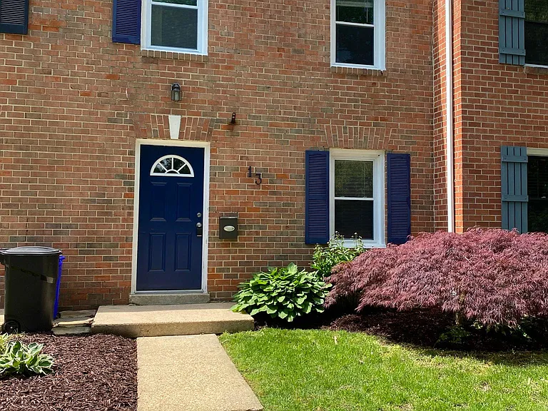 13 Dorchester Dr — Photo 13