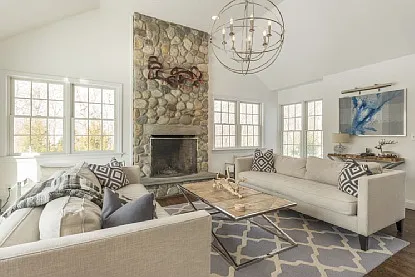 East Hampton Northwest Beauty — Photo 4