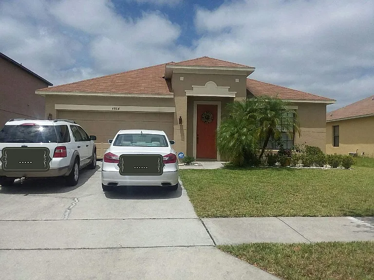 4864 Heartland St — Photo 1