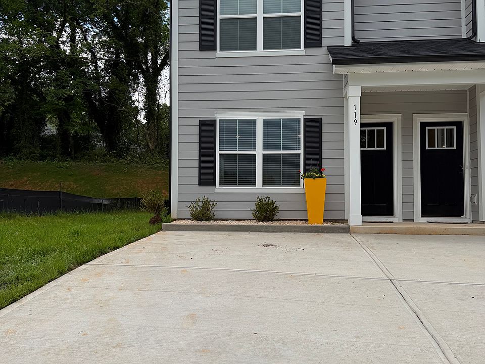 1st image of 119 8th Avenue Dr SE