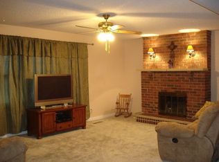 354 N 4th St, New Strawn, KS 66839