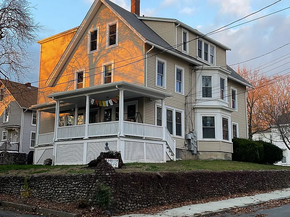 108 Spring St #3