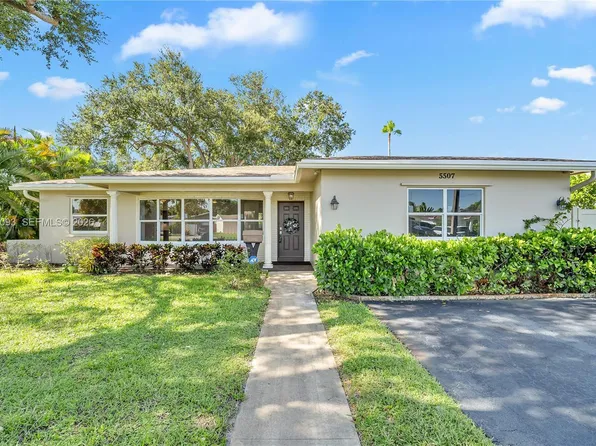 5507 McKinley St, Hollywood, FL 33021