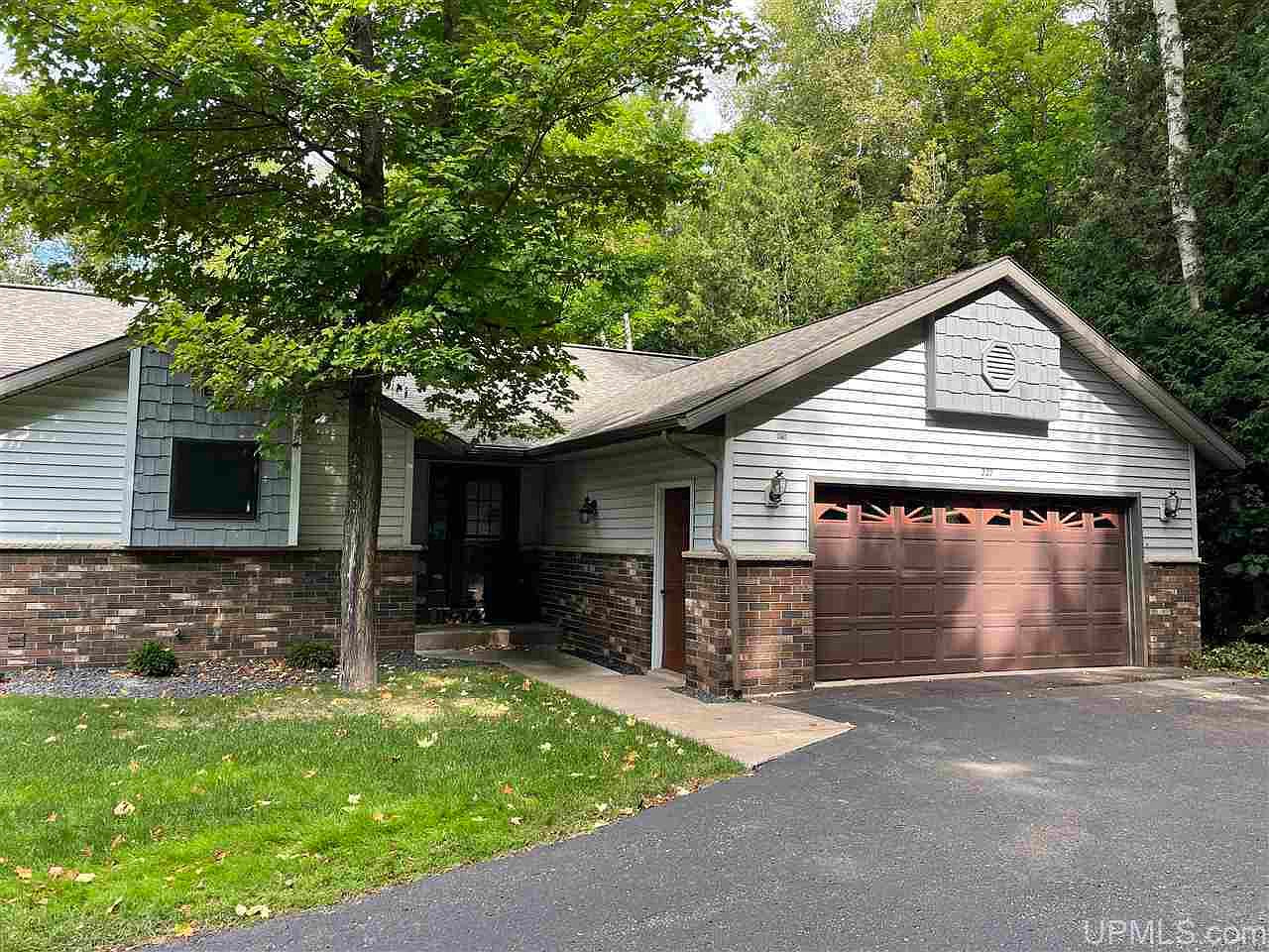 227 Rockwood Dr, Marquette, MI 49855 Zillow