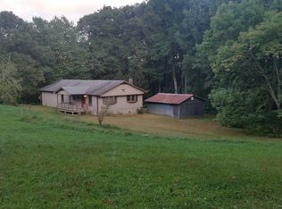 2472 Hattie Hill Rd, Vilas, NC 28692